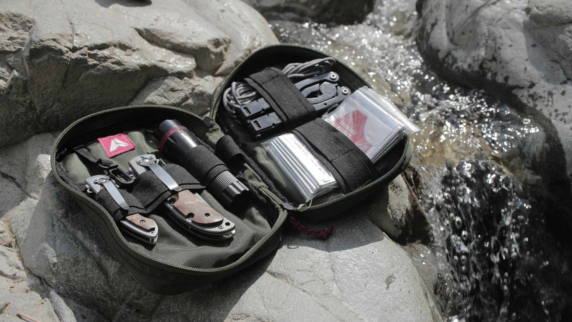 set of tools on black pouch